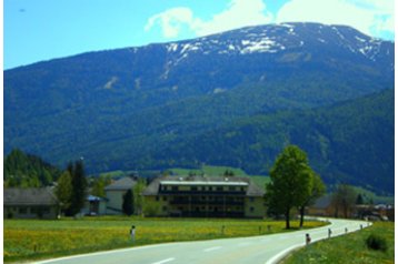 Austria Penzión Sankt Michael im Lungau, Zewnątrz